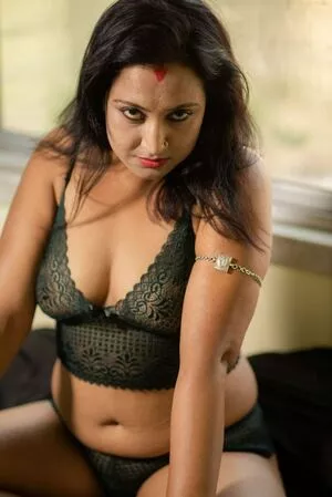 Mili Debnath Nude / milidebnath9 nude photo #0002