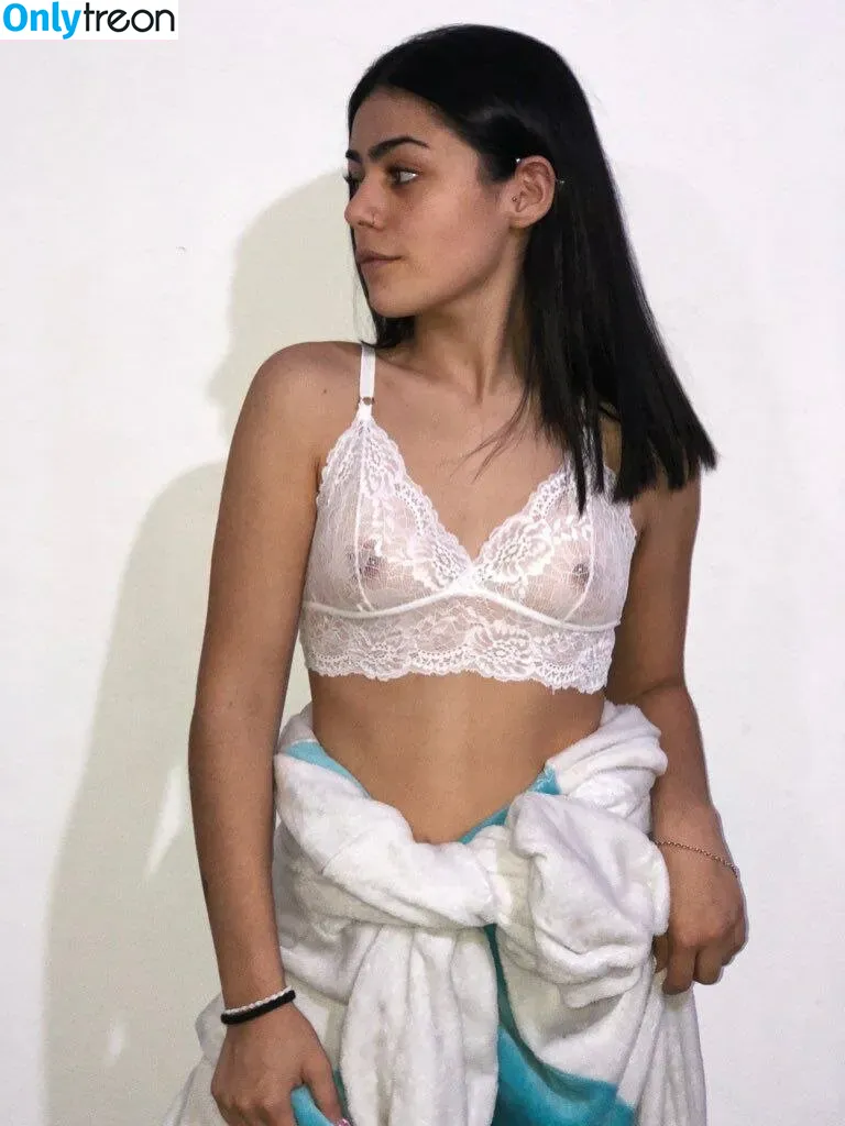 Milica_yb nude photo #0004 (Milica _yb)