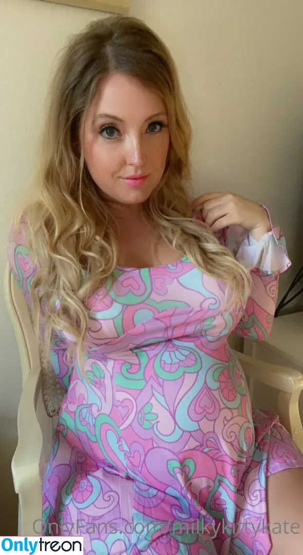 milkykittykate nude photo #0095 (milfykate)