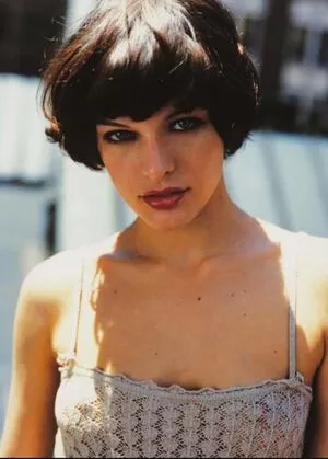 Milla Jovovich / MillaJovovich nude photo #0397