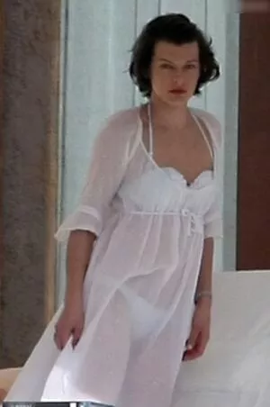 Milla Jovovich / MillaJovovich nude photo #0403