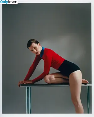 Milla Jovovich / MillaJovovich nude photo #0638