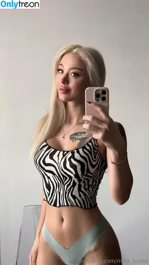  nude photo #0003