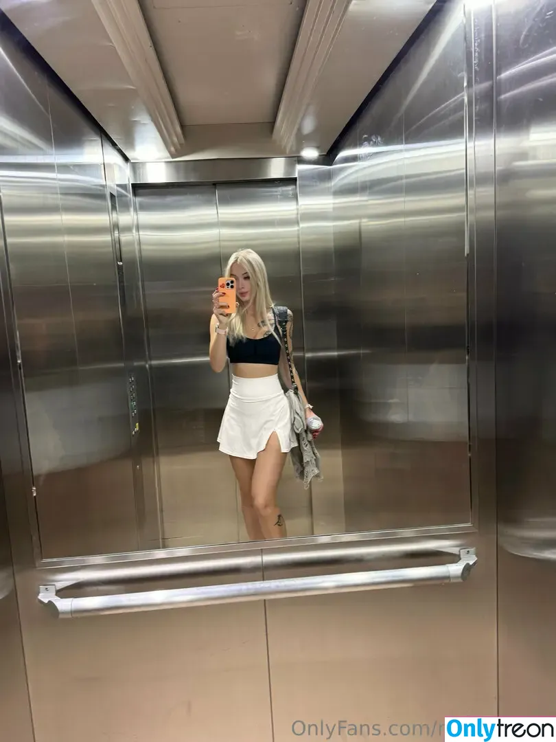 milla_snake nude photo #0110 (milla_snake)