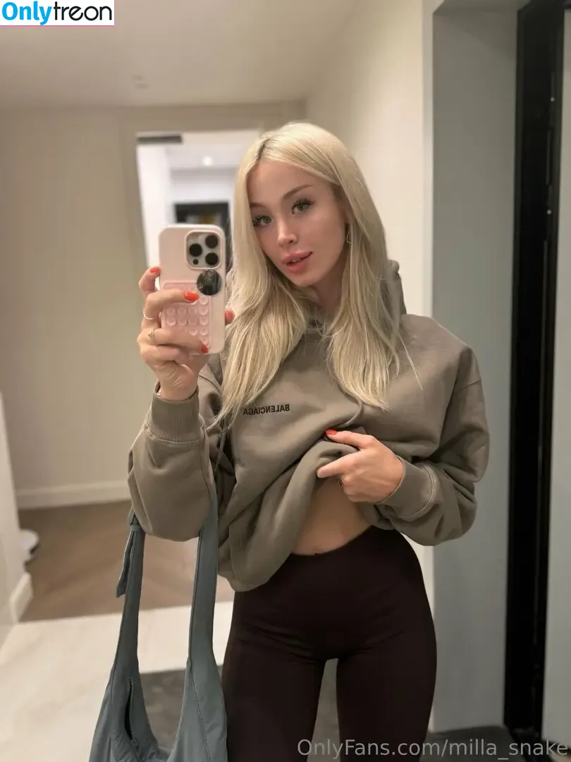milla_snake nude photo #0119 (milla_snake)