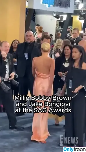 Millie Bobby Brown / milliebobbybrown фото голая #4160