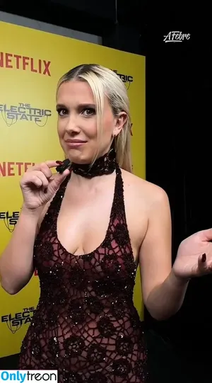 Millie Bobby Brown / milliebobbybrown фото голая #5076