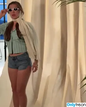 Millie Bobby Brown / milliebobbybrown nude photo #5472