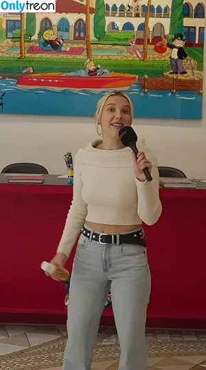 Millie Bobby Brown / milliebobbybrown nude photo #5545