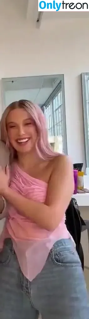 Millie Bobby Brown nude photo #5400 (milliebobbybrown)