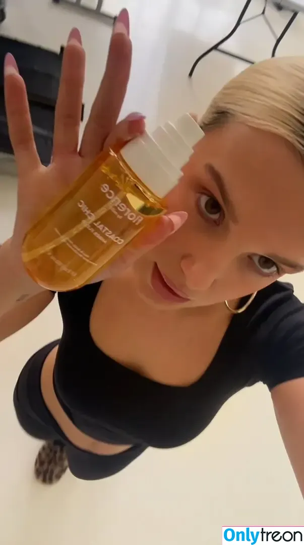 Millie Bobby Brown nude photo #5577 (milliebobbybrown)