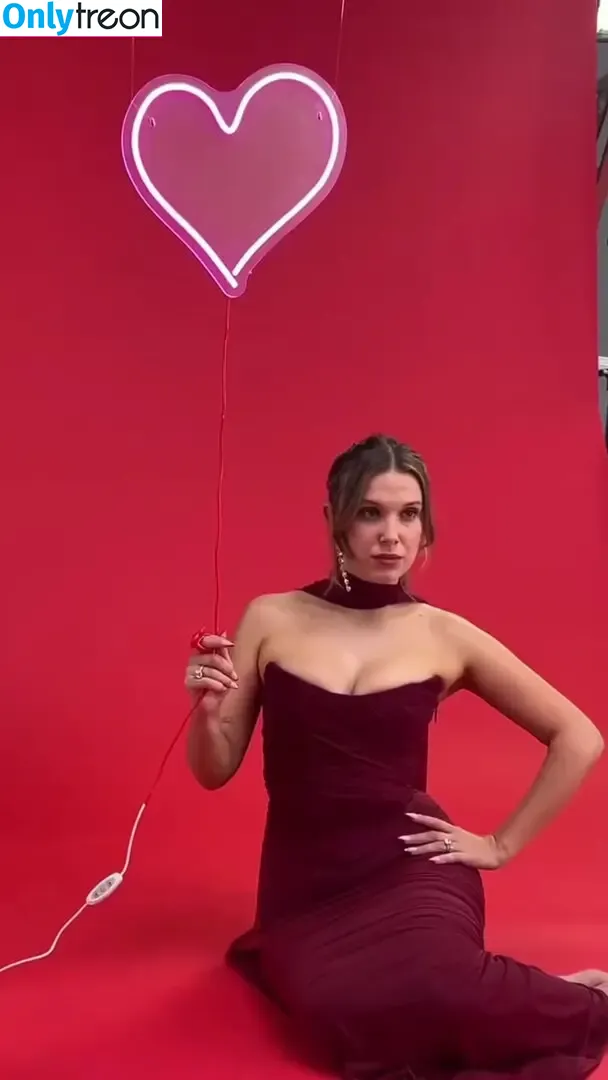 Millie Bobby Brown nude photo #5775 (milliebobbybrown)