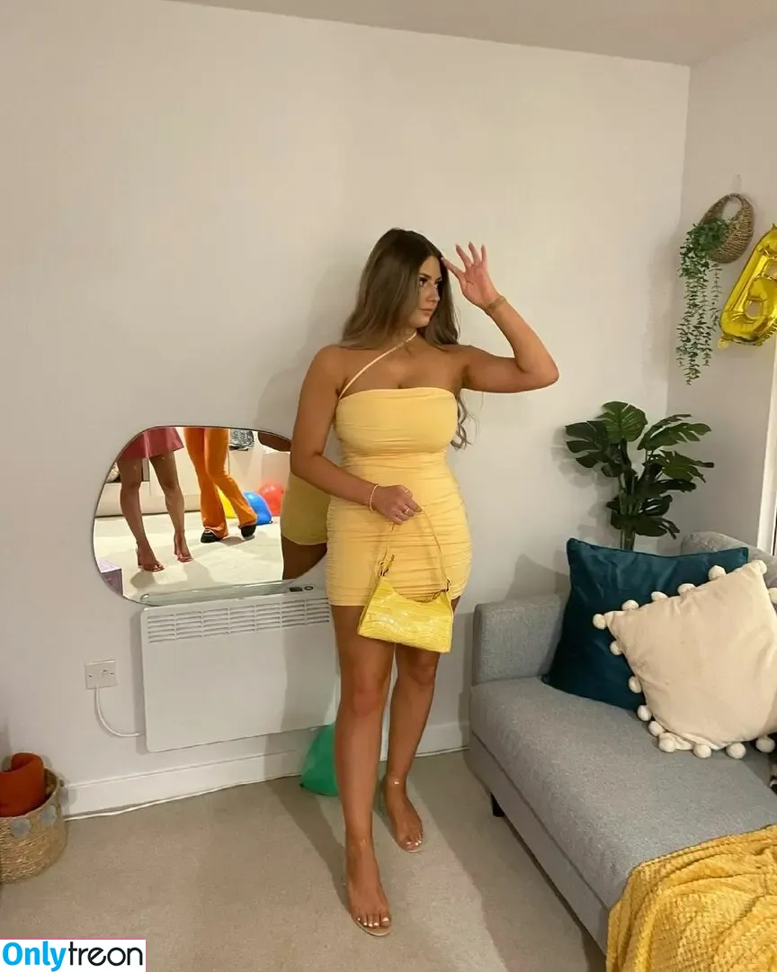 Millie C nude photo #0012 (millie.c / mmillicent)