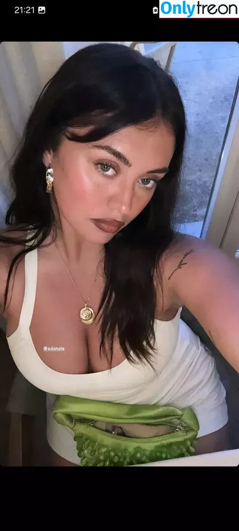 Millie Hannah голая photo #0087 (explicittbabe / milliehannahhh)