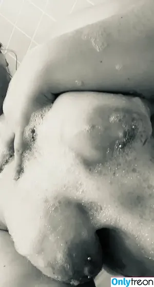 milliepeppers / milapepper7 / milliepepper_ / redhotmilliepeppers nude photo #0010
