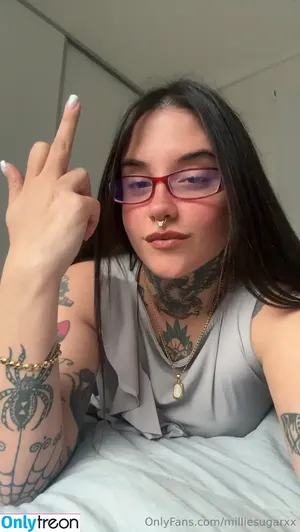  nude photo #0004