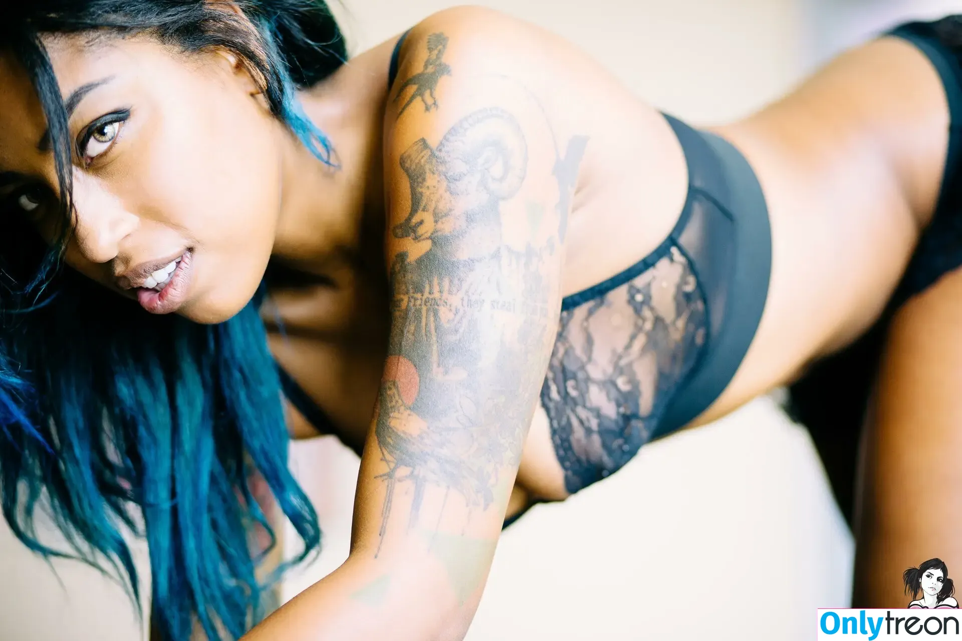 Milloux nude photo #0632 (millouxsuicide)