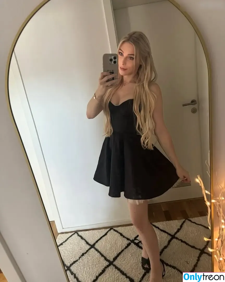 Milschbaum nude photo #0509 (Sonja)