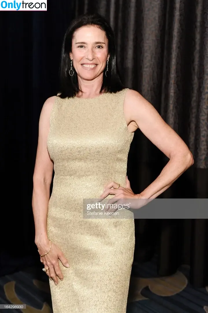 Mimi Rogers nude photo #0132 (m_rogers12)