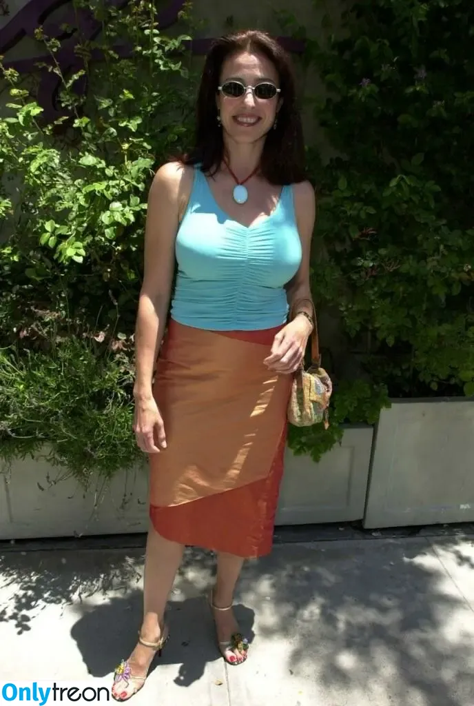 Mimi Rogers nude photo #0138 (m_rogers12)
