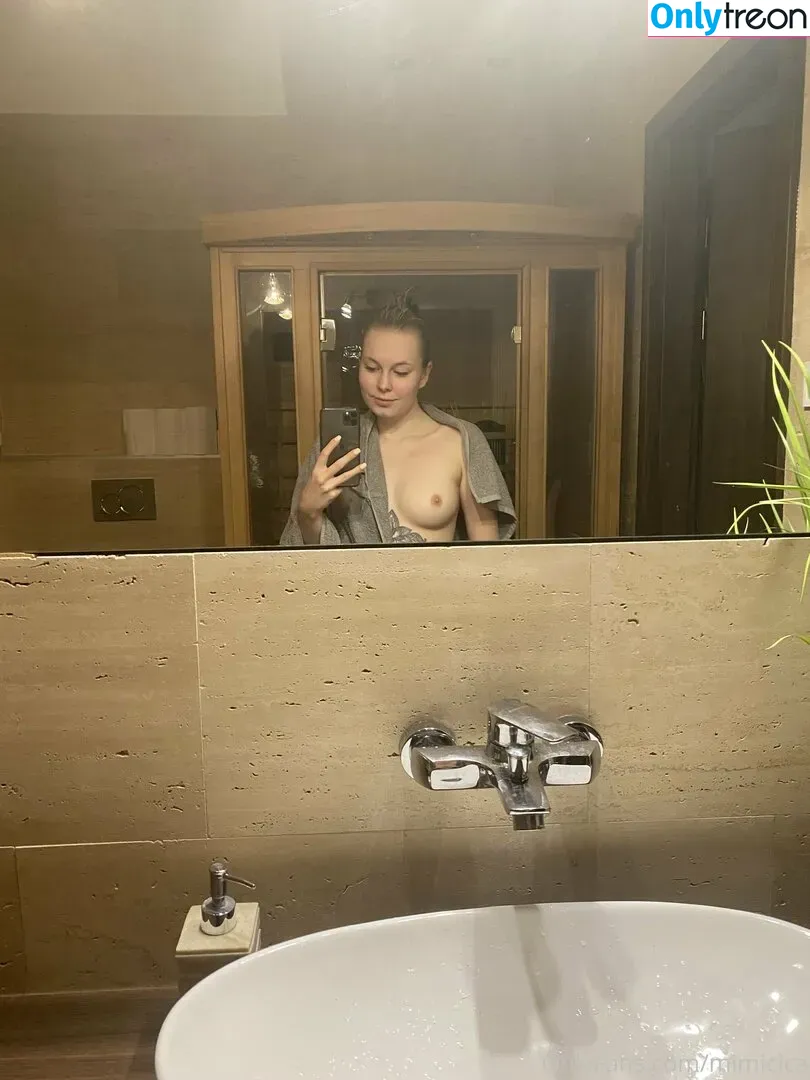 mimicica nude photo #0274 (mimicicaxx)
