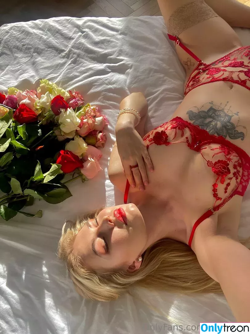 mimicica nude photo #0522 (mimicicaxx)