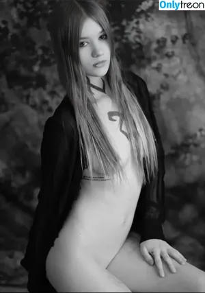 Mimisplace / mimiiyous... / mimisplaceofficial nude photo #0166
