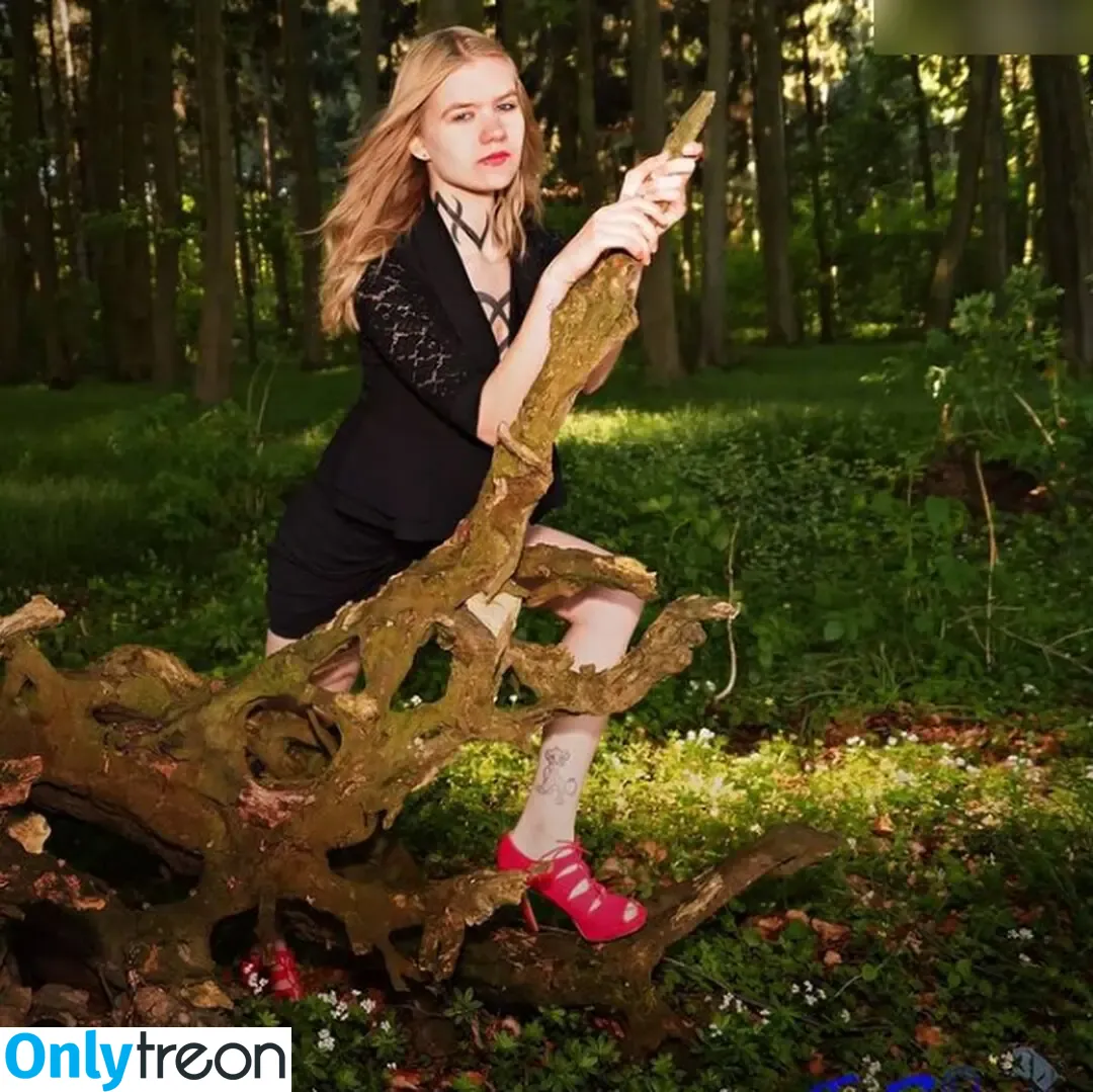 Mimisplace голая photo #0048 (mimiiyous... / mimisplaceofficial)