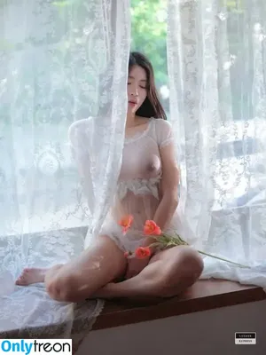 Min.E / 93.sss nude photo #0473
