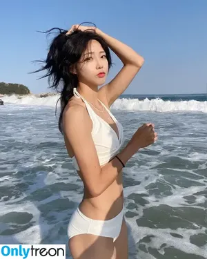 Min-ji KIM / arb0r_day / 김민지 nude photo #0005