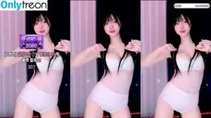 mina8017 / malang_sohee / 말랑소히♥ nude photo #0084