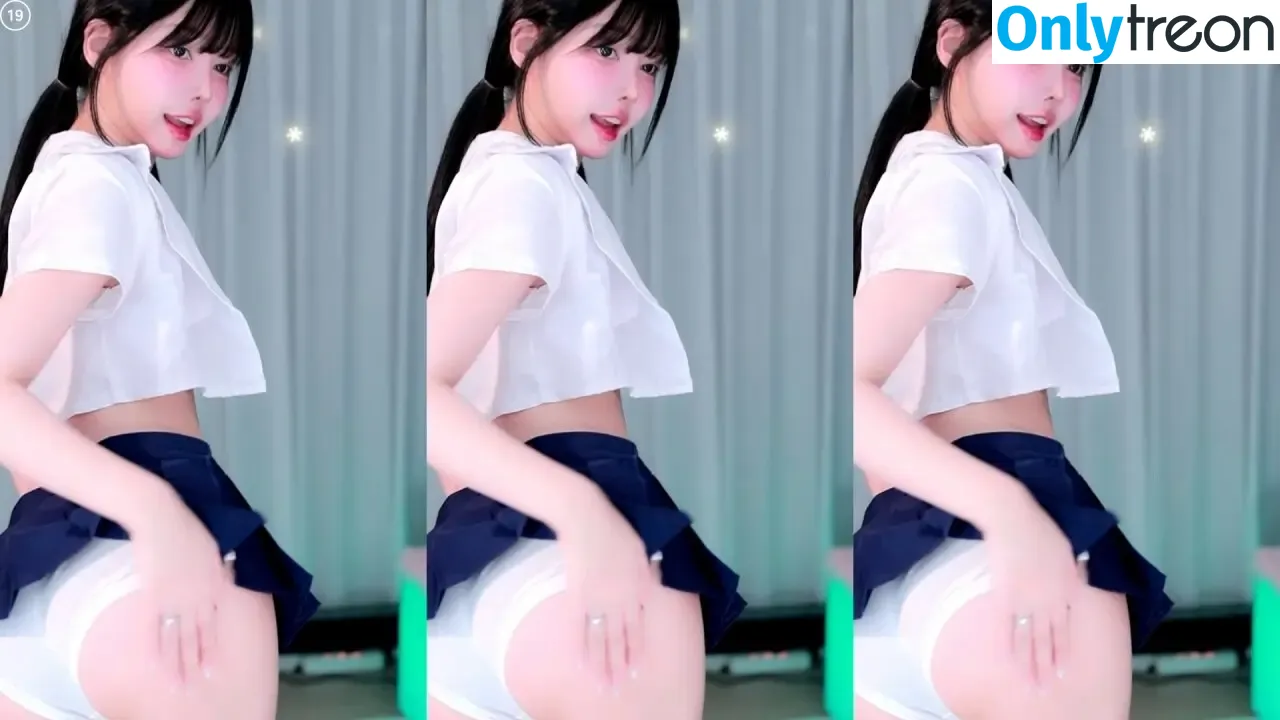 mina8017 nude photo #0065 (malang_sohee / 말랑소히♥)