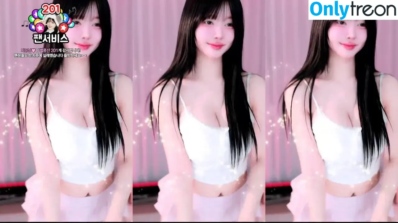 mina8017 nude photo #0088 (malang_sohee / 말랑소히♥)