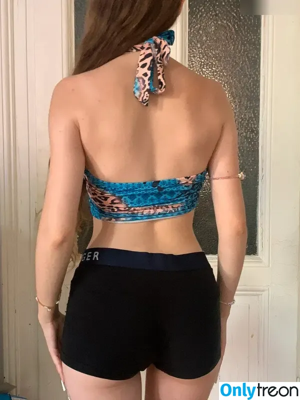 minaaselinaa nude photo #0134 (minaaselinaa)