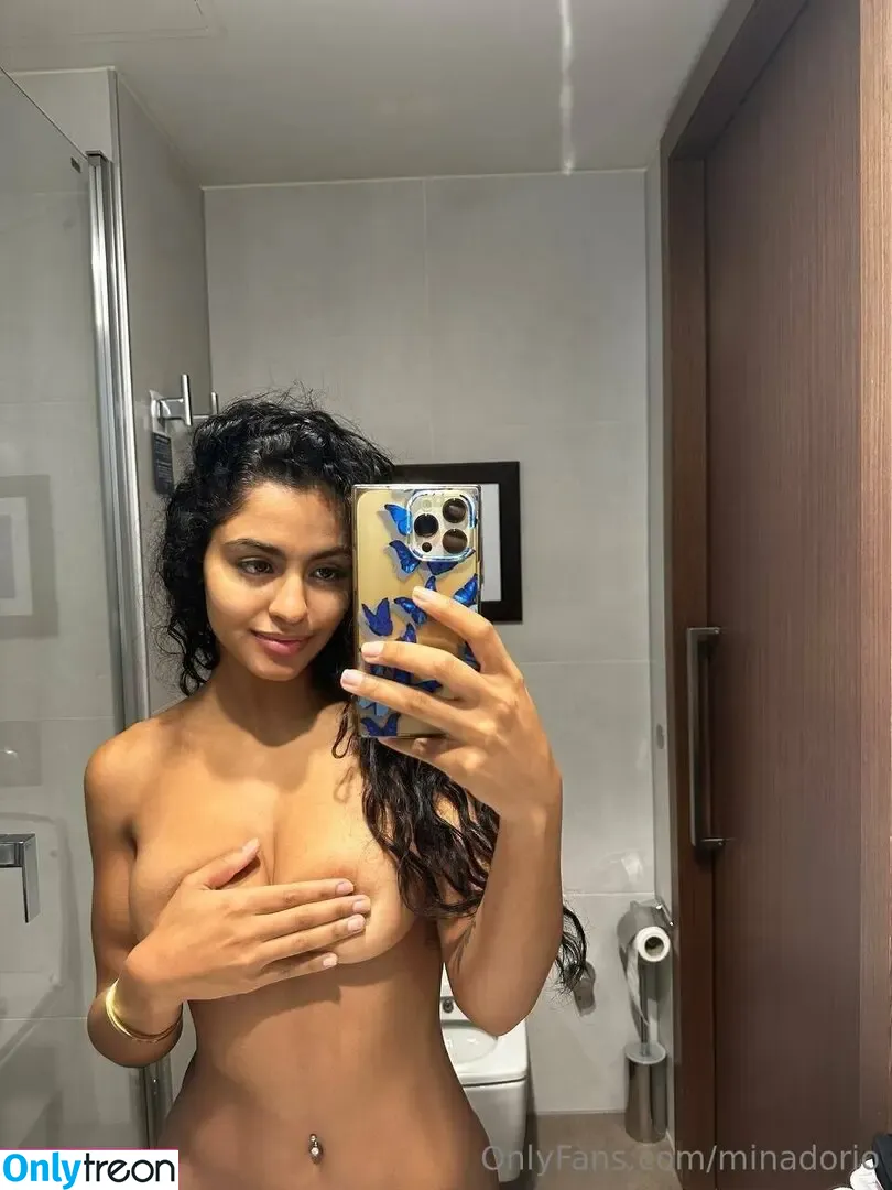 Minadorio nude photo #0021 (Brenda Martins / Ysabbre)