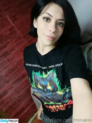 minakin / minakinnn nude photo #0001