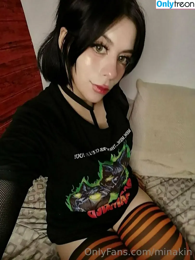 minakin nude photo #0045 (minakinnn)