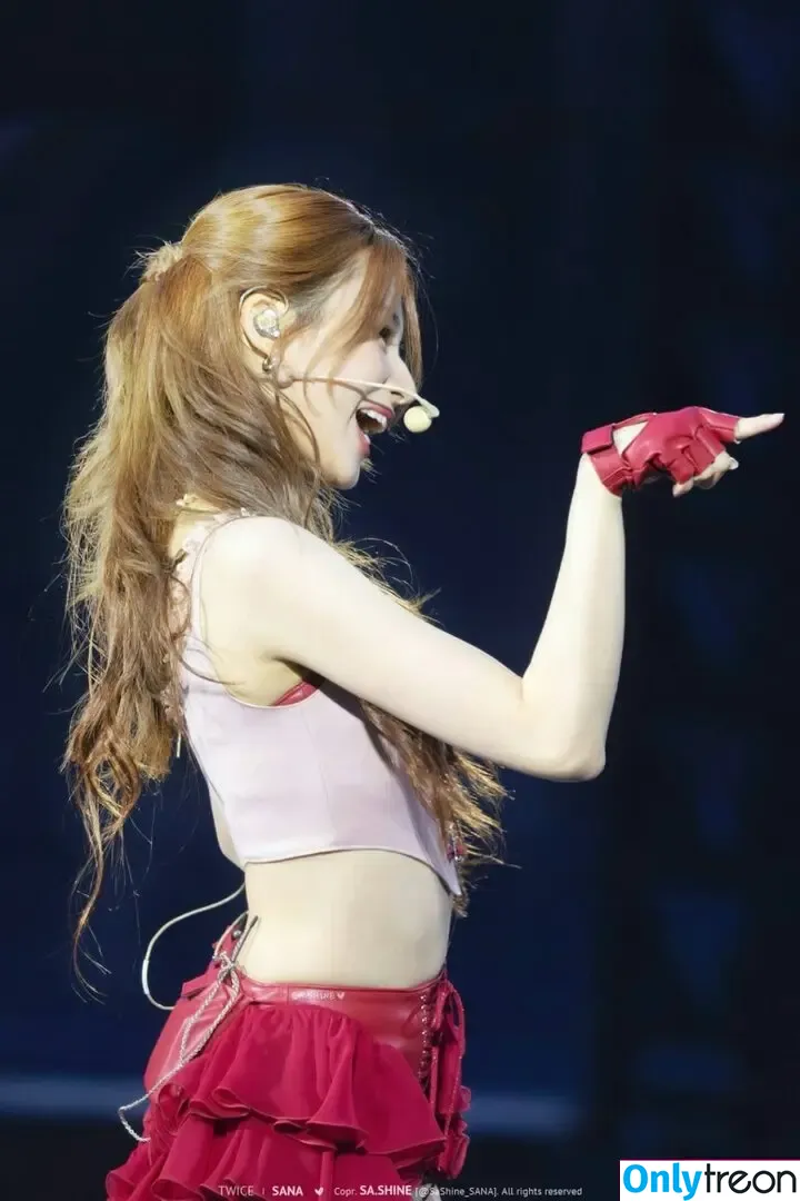 Minatozaki Sana nude photo #0107 (TWICE / m.by__sana)