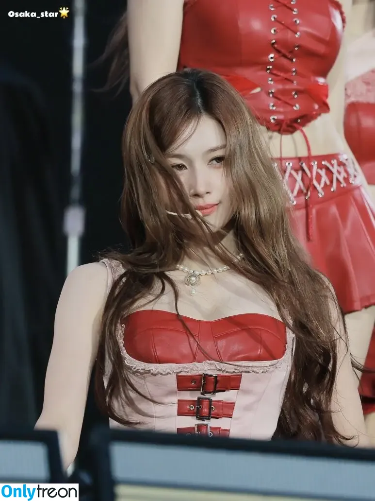 Minatozaki Sana голая photo #0124 (TWICE / m.by__sana)