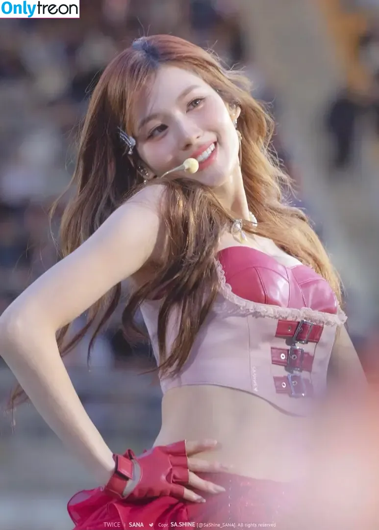 Minatozaki Sana nude photo #0128 (TWICE / m.by__sana)