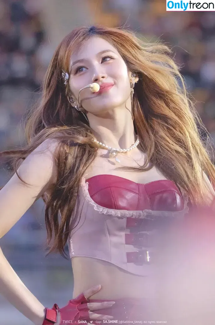Minatozaki Sana голая photo #0130 (TWICE / m.by__sana)