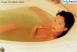 Minh-Khai Phan-Thi / minhkhai_phanthi nude photo #0010
