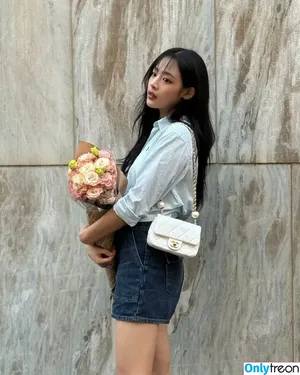 Minji / lovres_min__ / miniwithtattoos / newjeans_official фото голая #0744