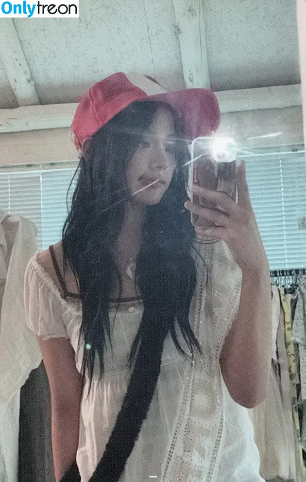 Minji голая photo #1005 (lovres_min__ / miniwithtattoos / newjeans_official)