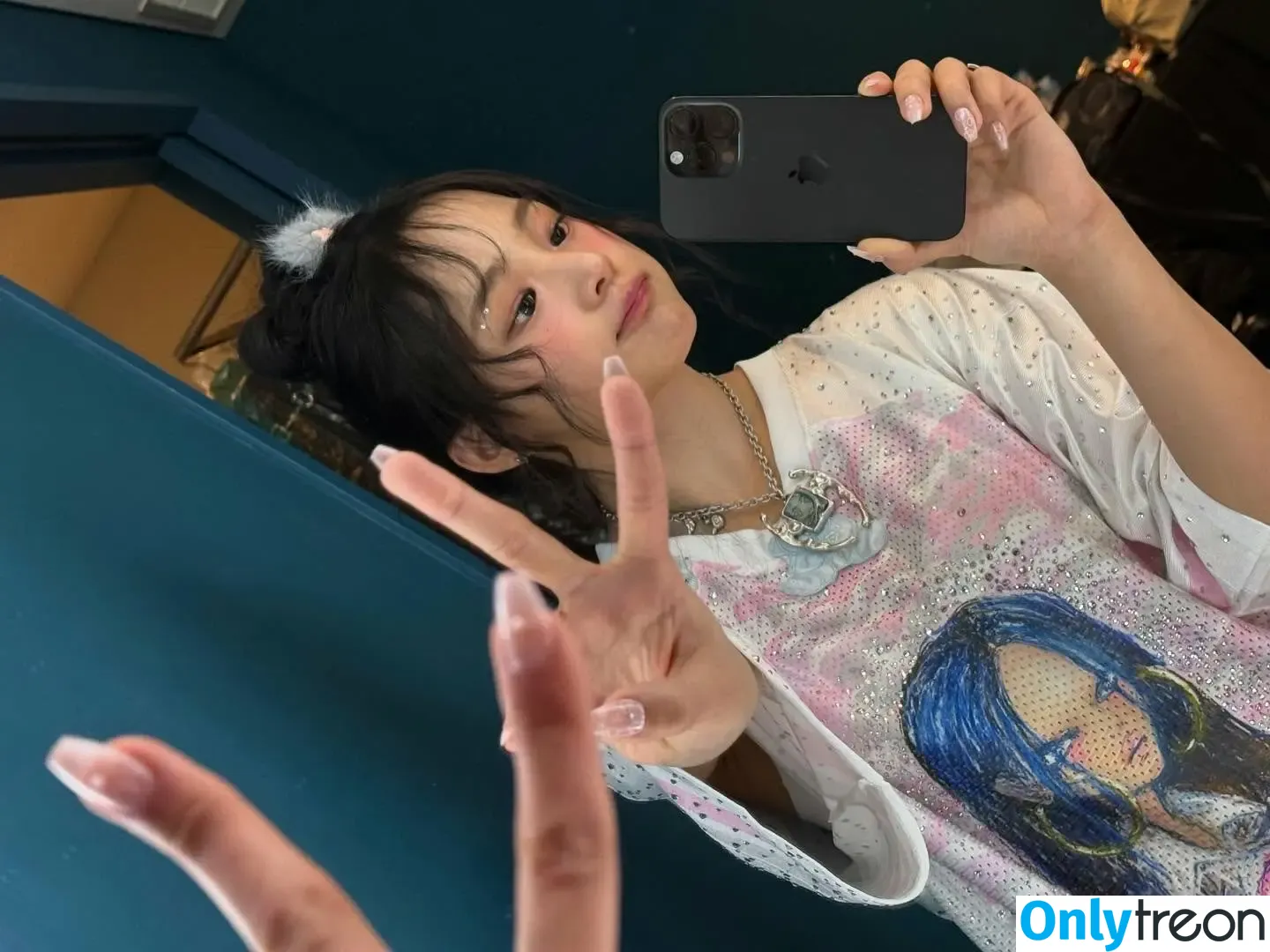 Minji nude photo #1031 (lovres_min__ / miniwithtattoos / newjeans_official)