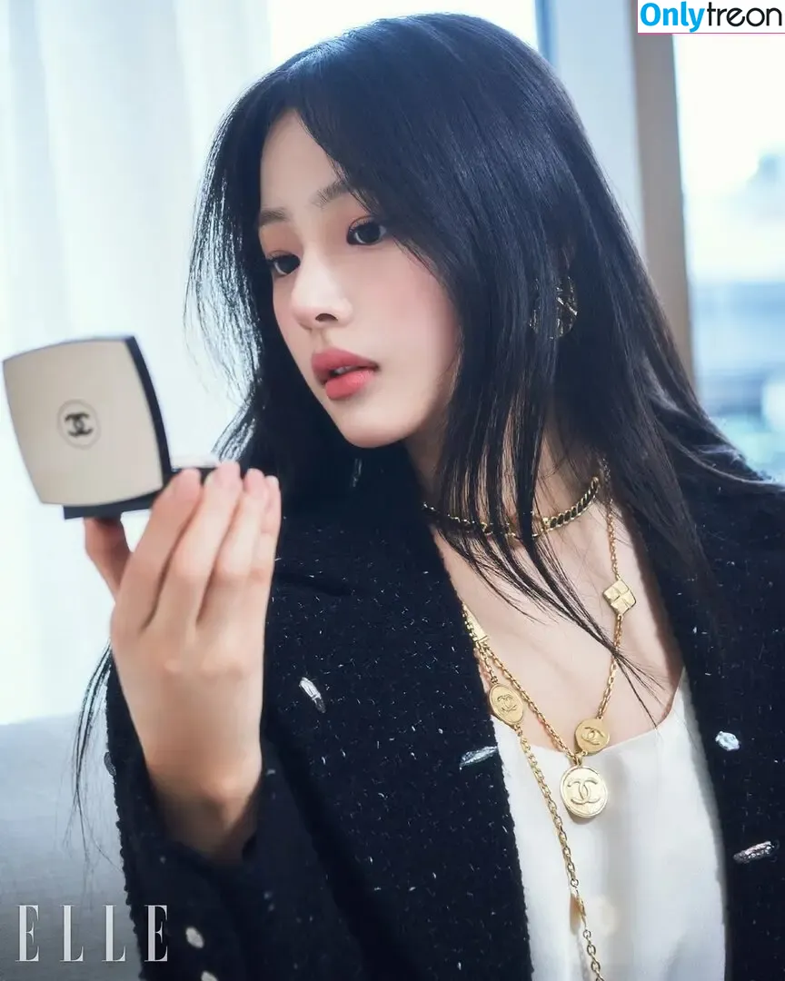 Minji голая photo #1036 (lovres_min__ / miniwithtattoos / newjeans_official)