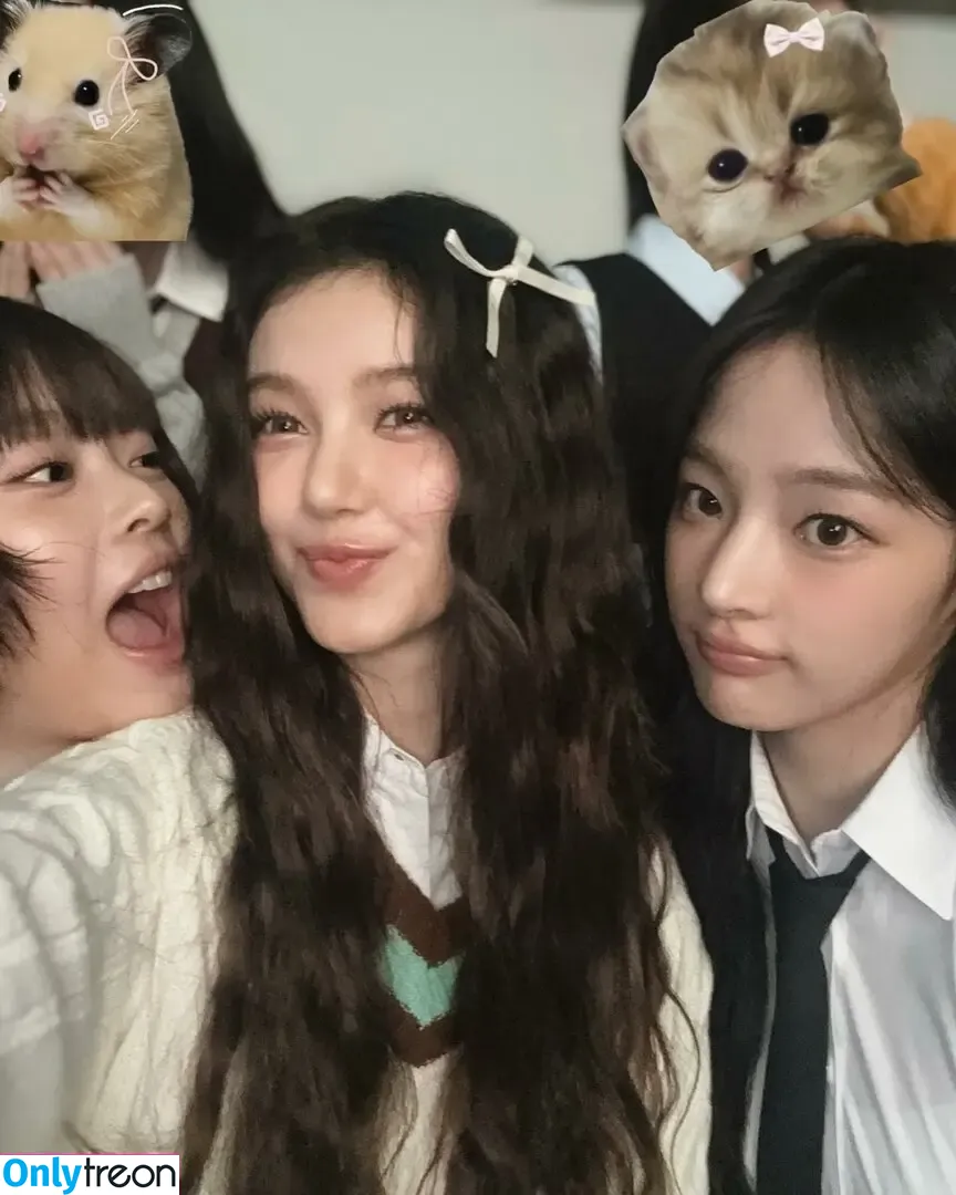 Minji голая photo #1054 (lovres_min__ / miniwithtattoos / newjeans_official)