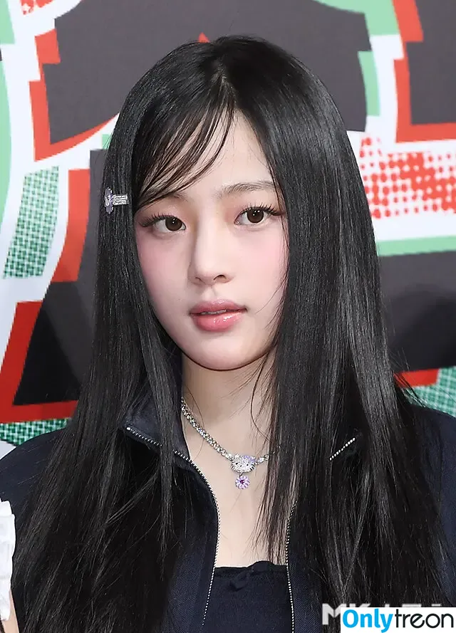 Minji голая photo #1089 (lovres_min__ / miniwithtattoos / newjeans_official)