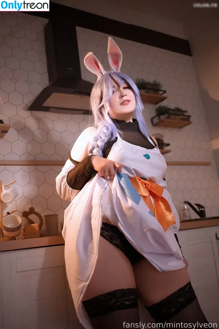 mintosylveon голая photo #1119 (mintosylveon)