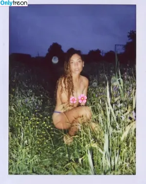 Miquita Oliver / miquitaoliver nude photo #0024